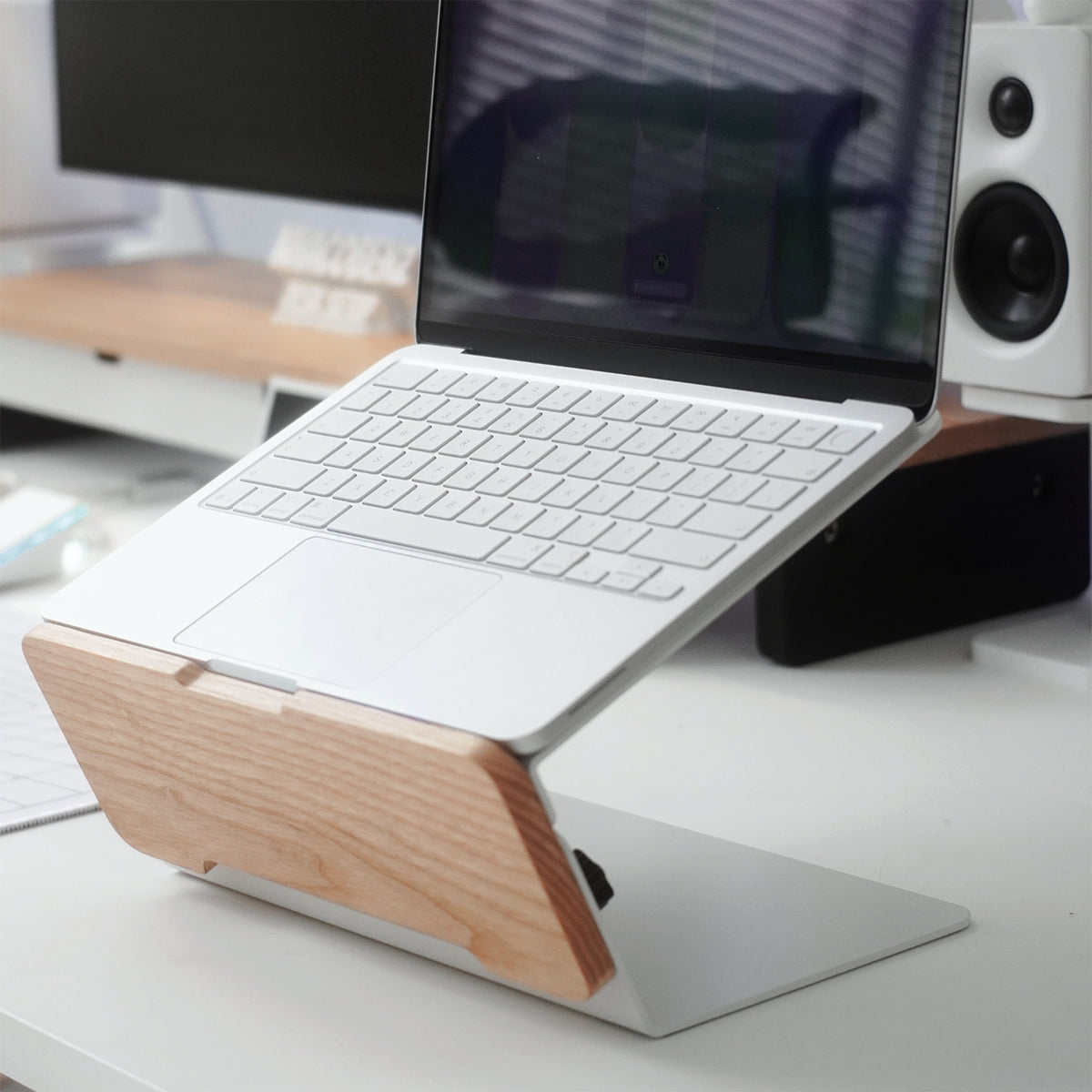Giá đỡ Laptop